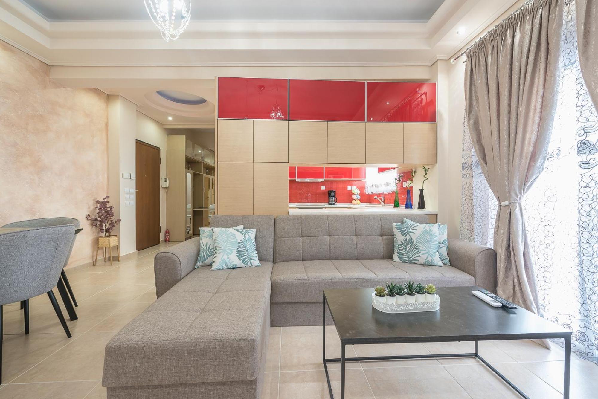 Myilios Luxury Petralona Center *