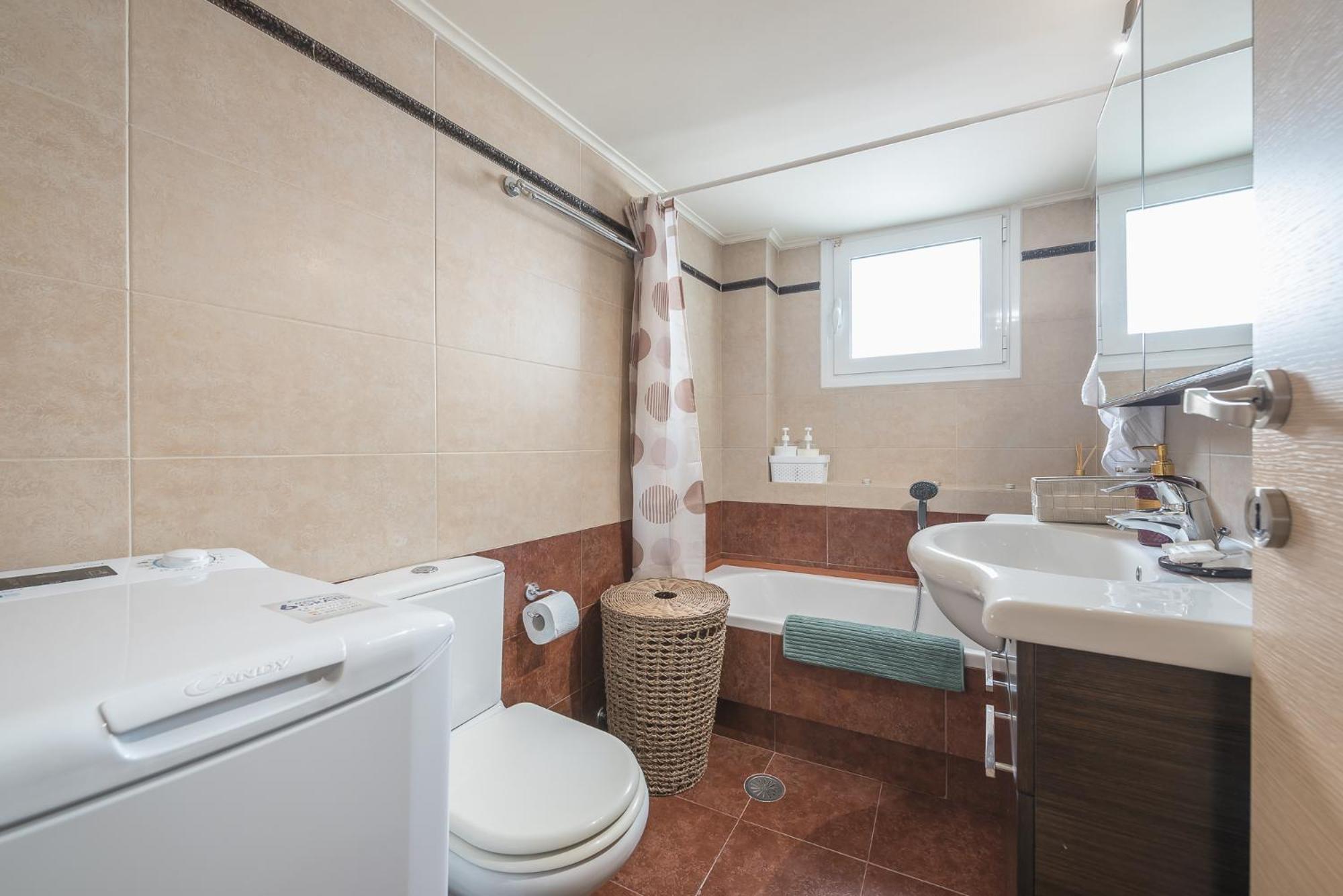 Myilios Luxury Petralona Center